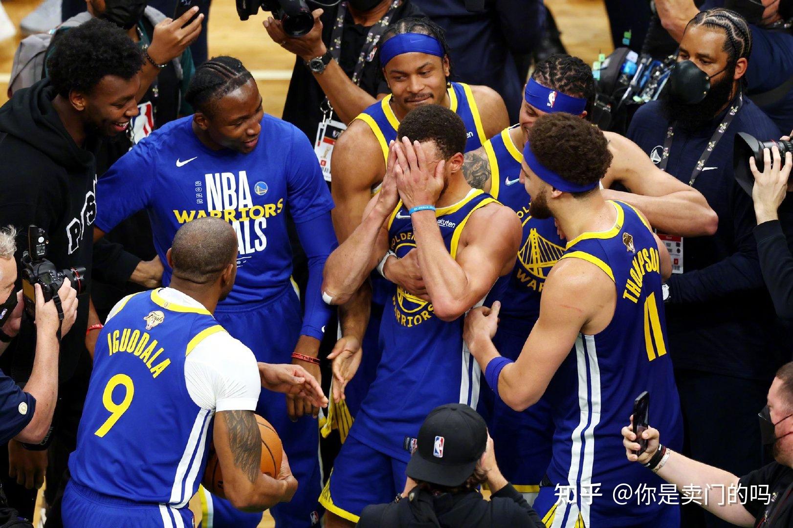 爱游戏娱乐-比分分析总决赛即将打响，冠军归属成谜