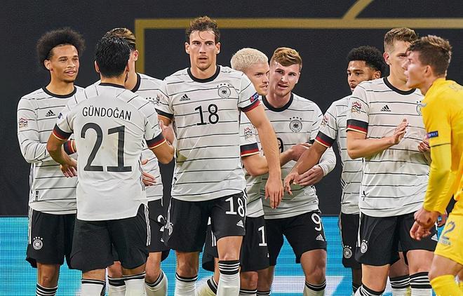 乌克兰险胜瑞典，萨内刷新纪录