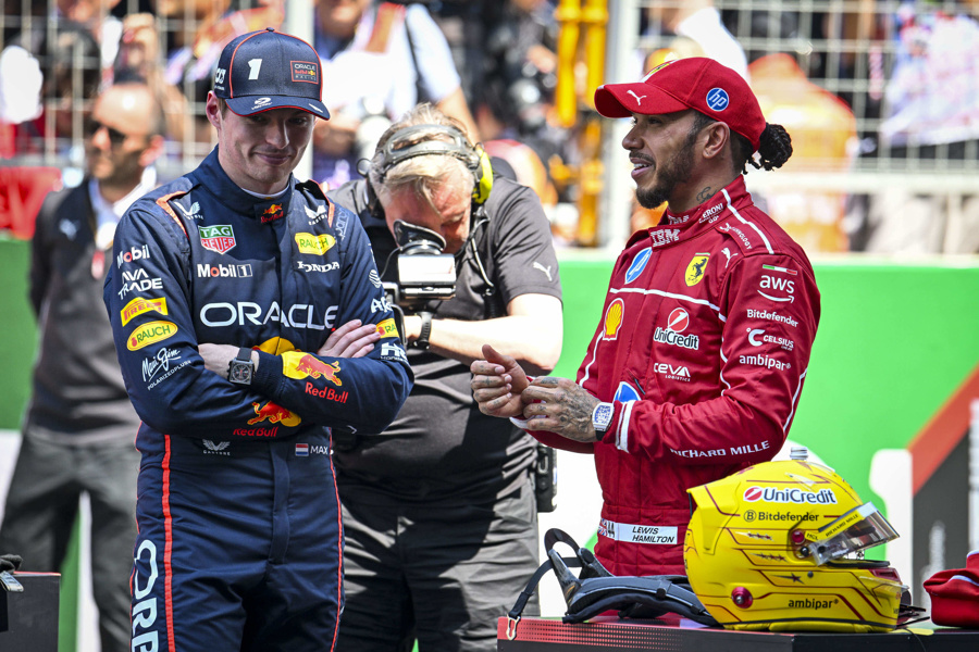 法拉利鏖战雷诺车队,汉密尔顿关键制胜 法拉利鏖战雷诺车队,汉密尔顿关键制胜