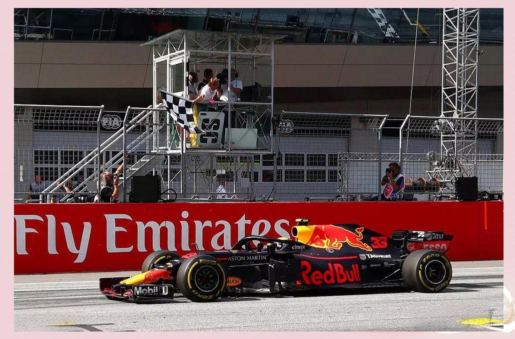 哈斯车队绝杀迈凯伦,维斯塔潘带队取胜 哈斯车队绝杀迈凯伦,维斯塔潘带队取胜