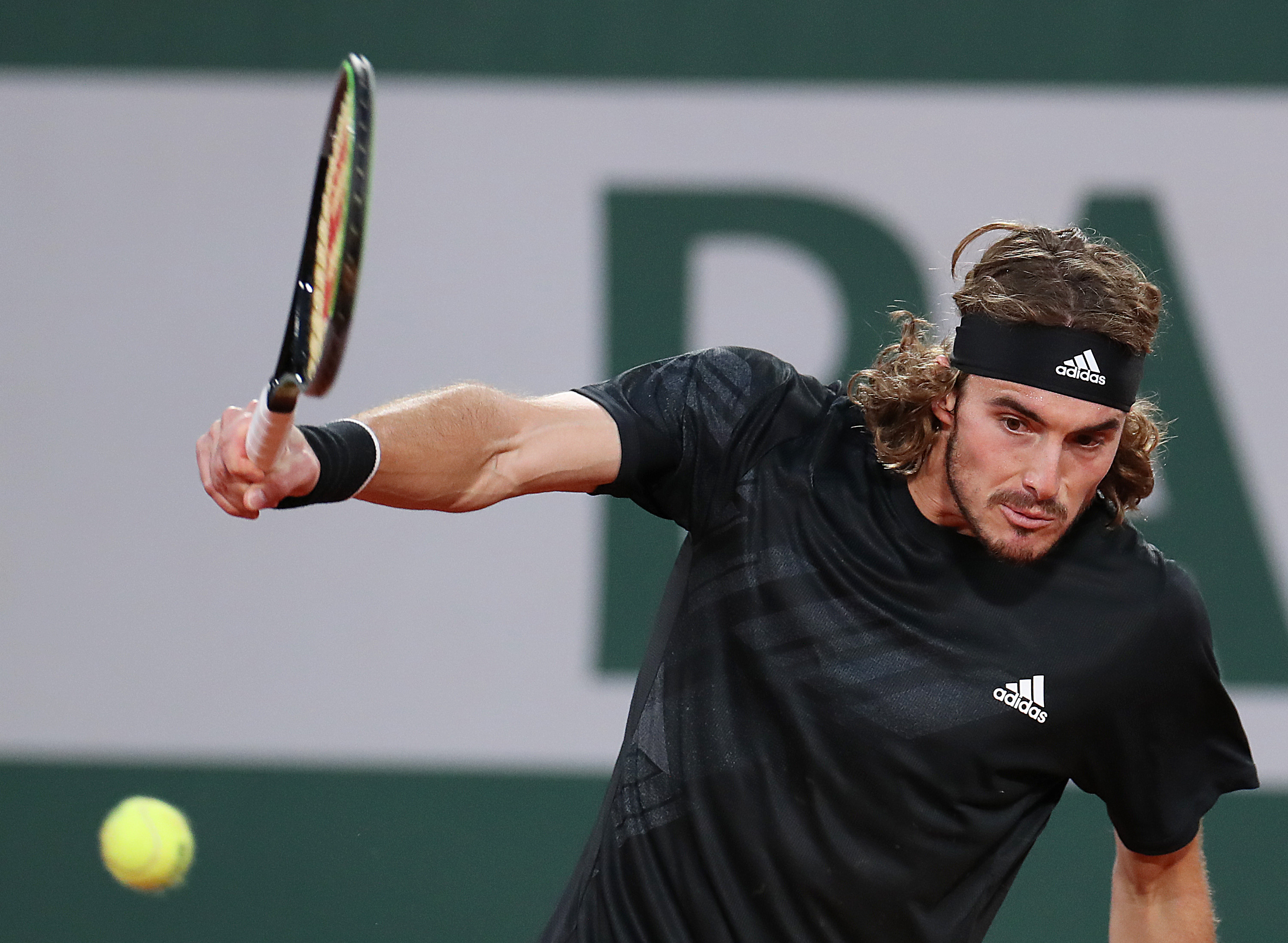 美网逆转法网，西西帕斯点燃赛场