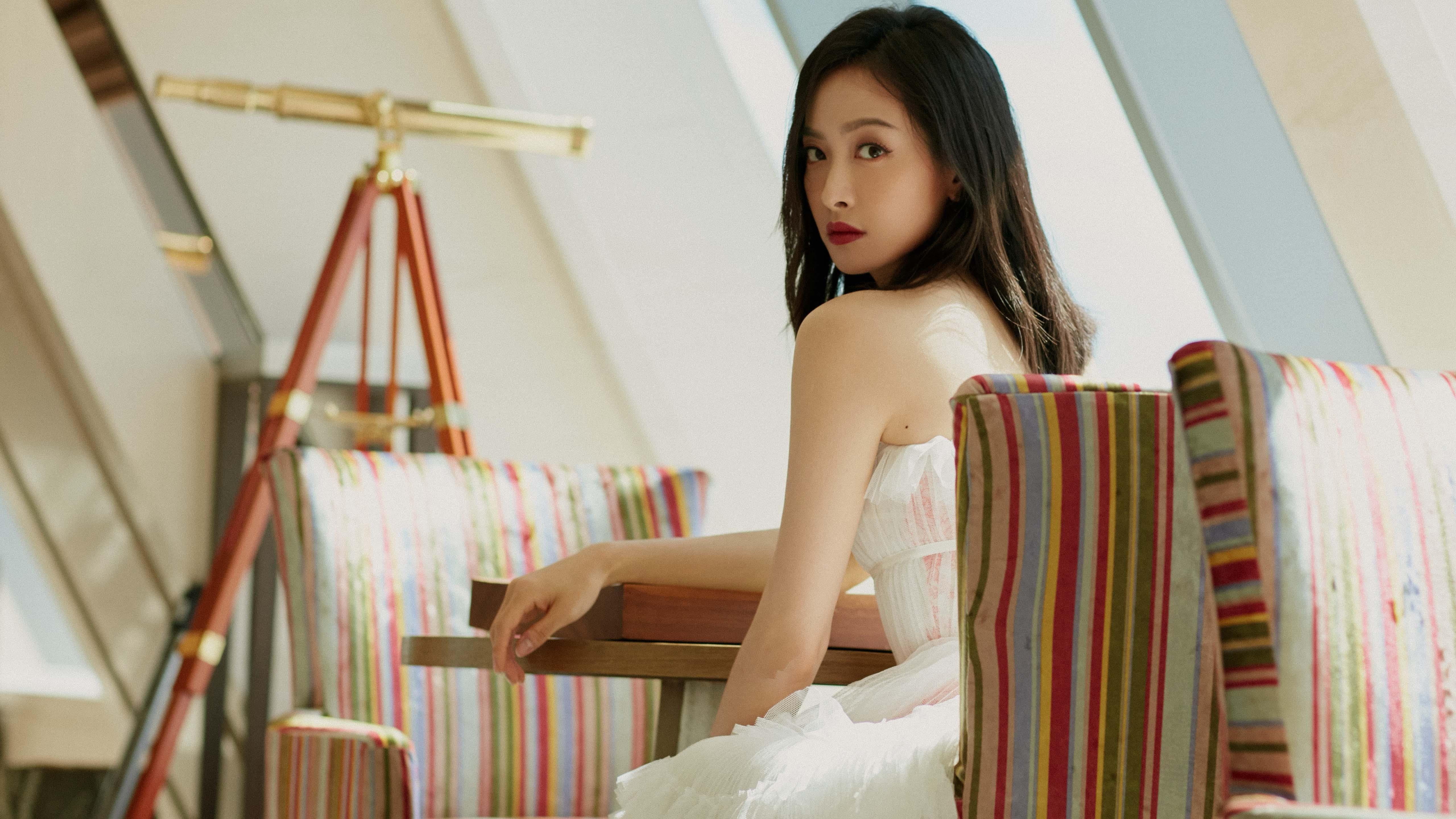 速度与对抗的双重奏,F1街道赛焦点战与凯尔特人强压雷霆