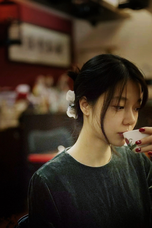 场边的节拍器,当范弗利特的稳定输出成为深圳狂胜的隐秘和弦