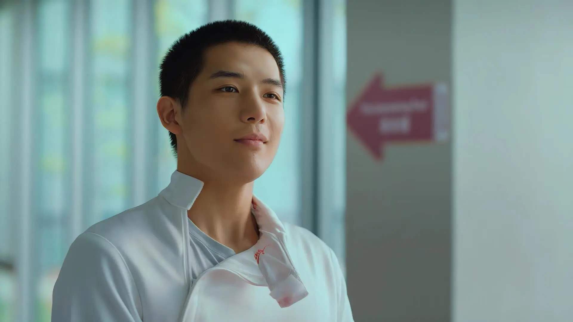 跨越种族的绿茵礼赞，金玟哉爆发助罗马加时力克塞内加尔友谊赛