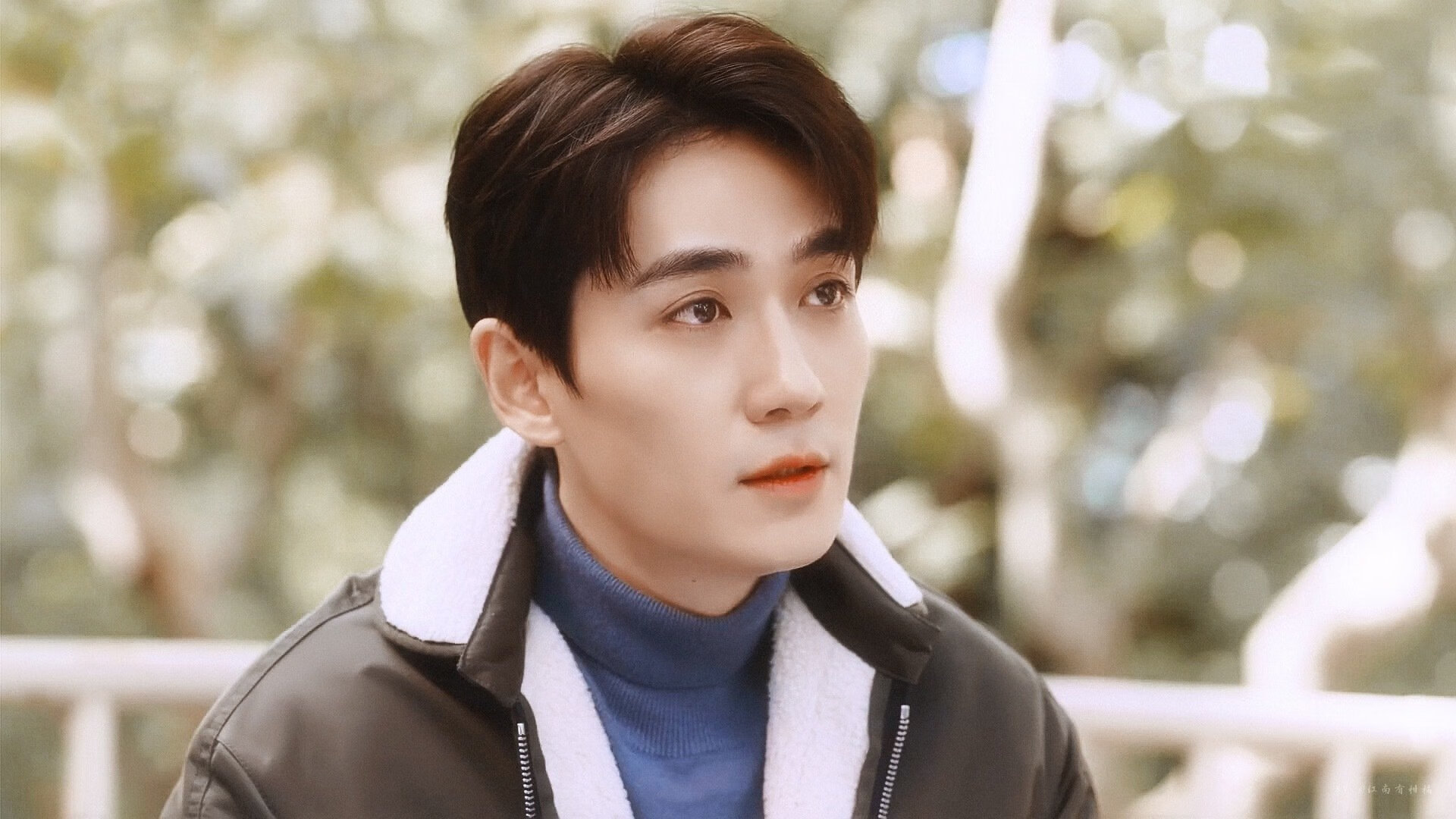 体育的边界与重逢，新疆队单节拉开马刺，克莱在美加墨世界杯接管比赛